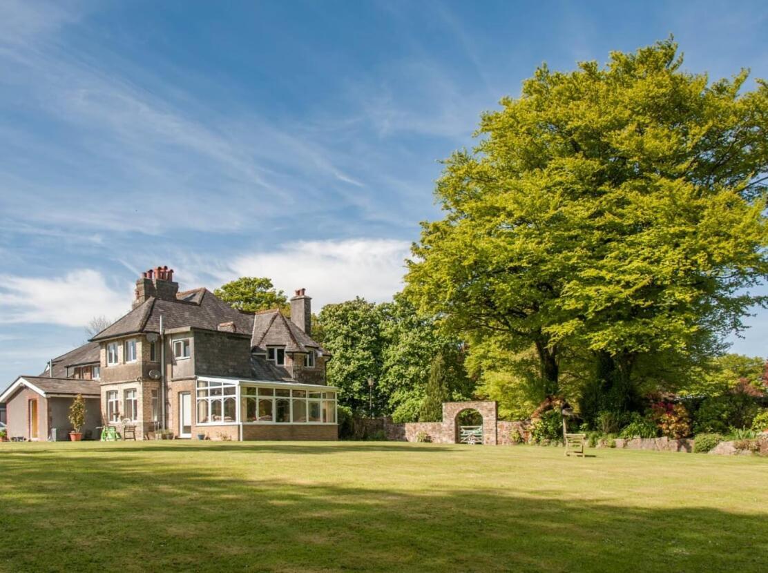 Knole Farm Bed and Breakfast Okehampton Exteriör bild