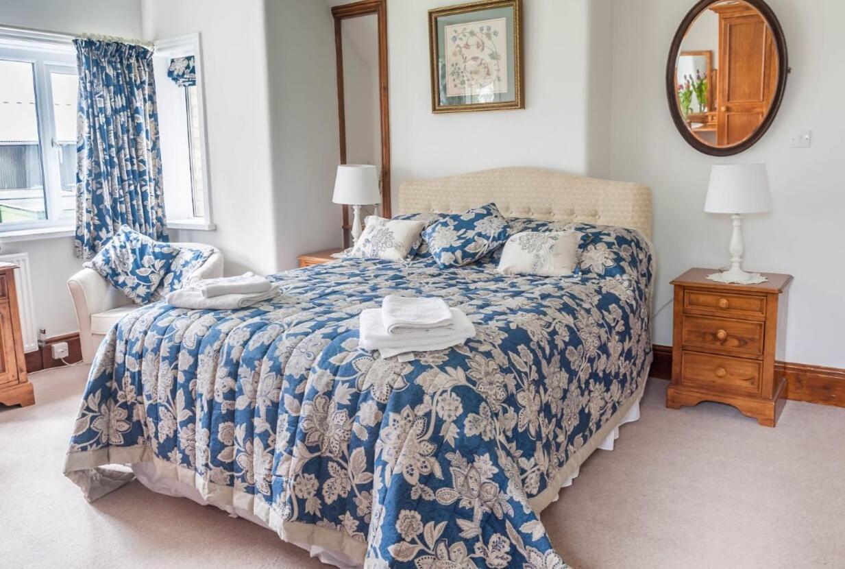 Knole Farm Bed and Breakfast Okehampton Exteriör bild