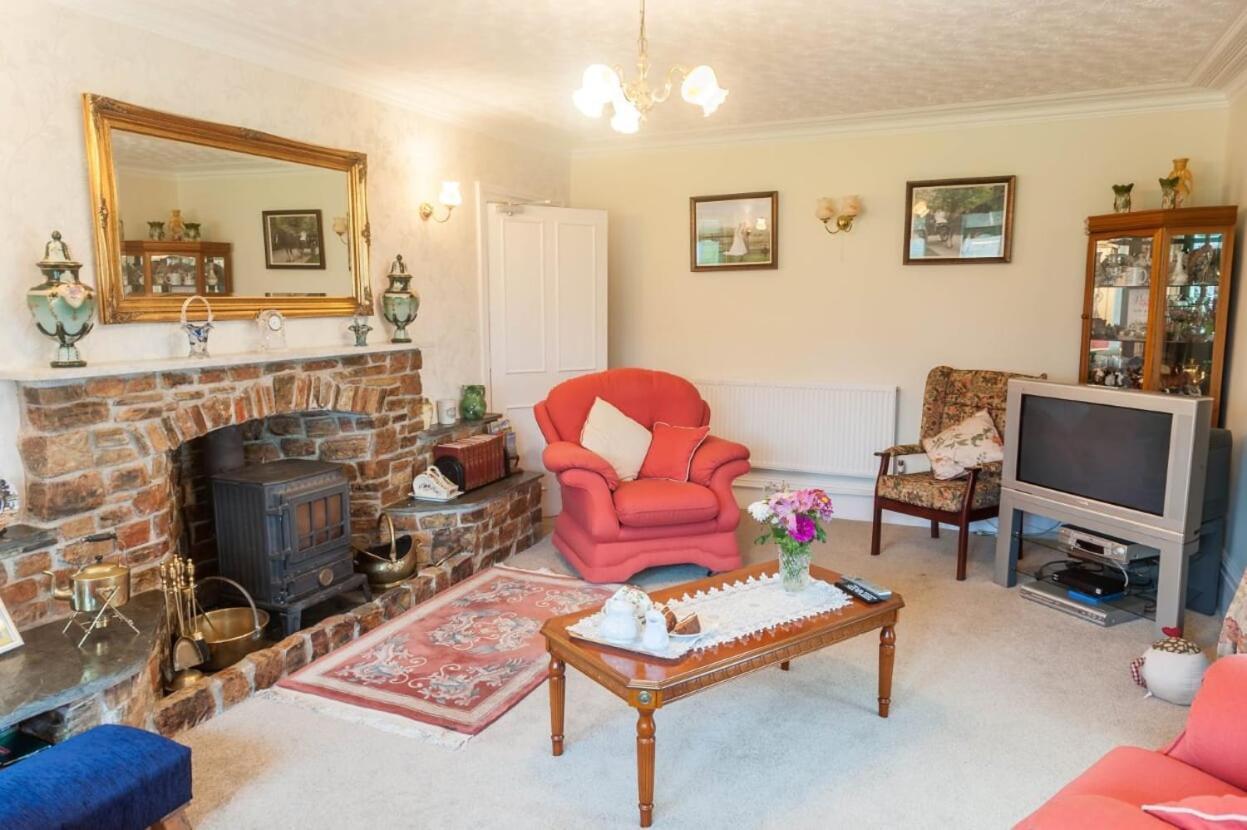 Knole Farm Bed and Breakfast Okehampton Exteriör bild